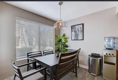 5710 East Tropicana Avenue 1093 Dining Area