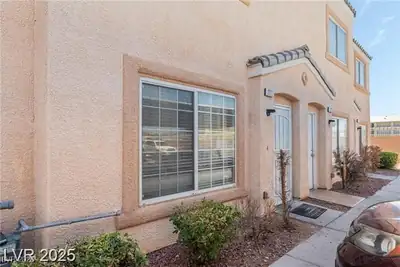 2211 Sleepy Court, Las Vegas, NV 89106 Entry
