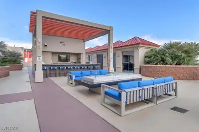 200 West Sahara Avenue 801 Patio