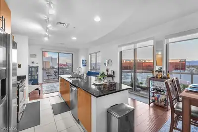 200 West Sahara Avenue 801 Kitchen