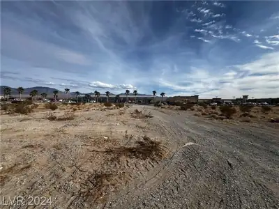 60 South Humahuaca Street Community
