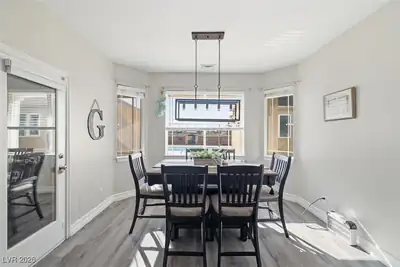 2461 East Deerskin Street Dining Area