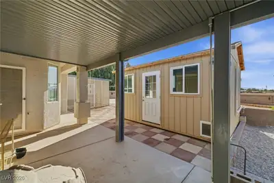 2461 East Deerskin Street Patio
