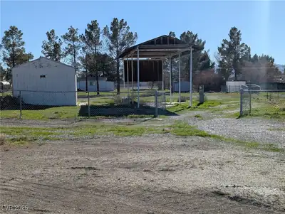 1711 West HORN Avenue Pahrump, NV 89060