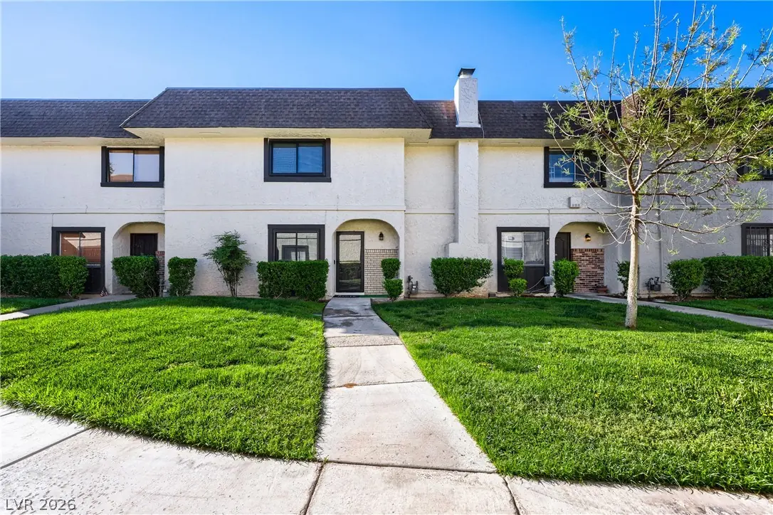 4180 Flamingo Crest Drive 3