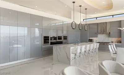 667 Solitude Rock Court, Henderson, NV 89012 Kitchen