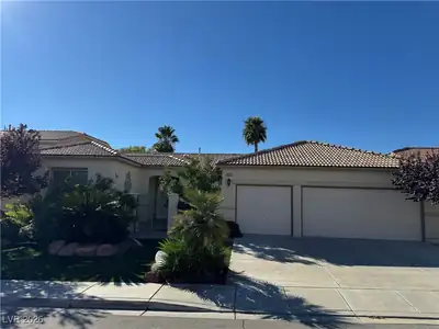 9927 Ridge Manor Avenue Las Vegas, NV 89148