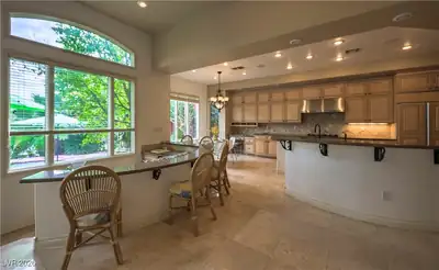 16 Via Mira Monte, Henderson, NV 89011 Kitchen
