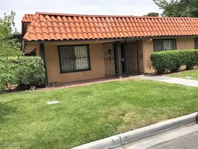 6681 Bubbling Brook Drive A Las Vegas, NV 89107