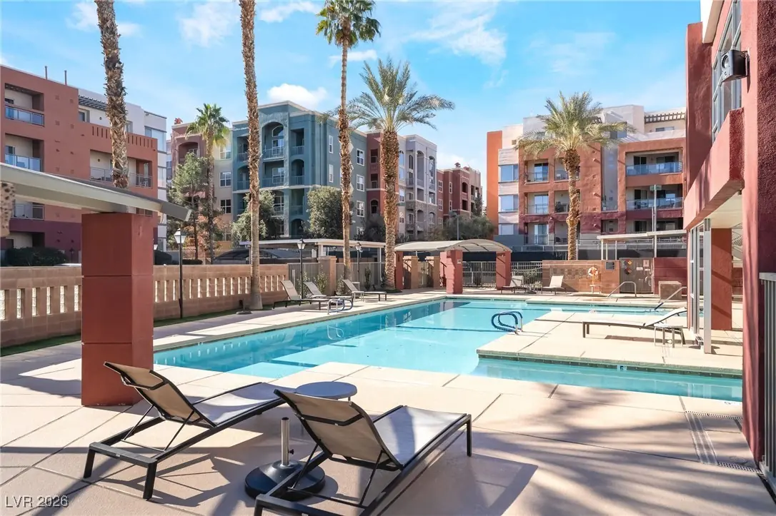 35 East Agate Avenue 201