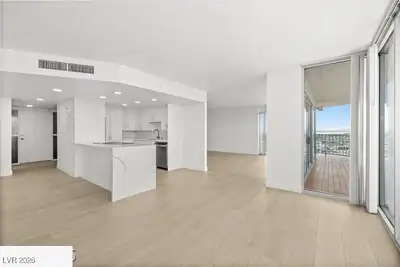 3111 Bel Air Drive 24G Kitchen