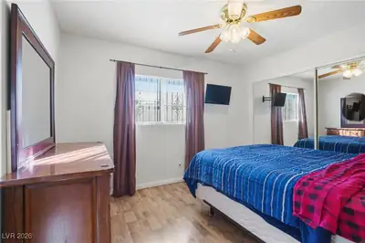 304 North Linn Lane Bedroom