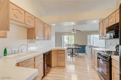 700 Capri Drive 31C Kitchen