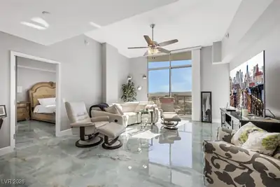 200 West Sahara Avenue 3707 Living Room