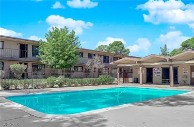 3726 Hazelwood Street 24 Pool