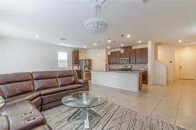 5161 Birchland Manor Avenue, Las Vegas, NV 89139 Living Room