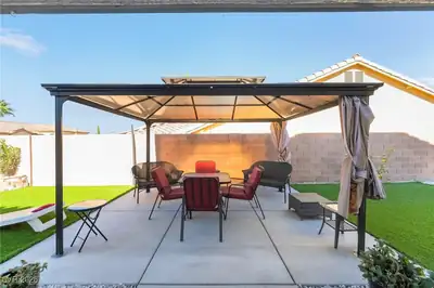 2076 East Wigwam Avenue Patio