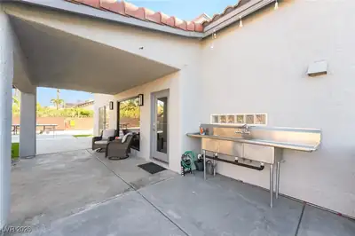 2076 East Wigwam Avenue Patio
