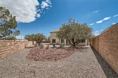 4804 Laurentia Avenue, Las Vegas, NV 89141 Yard