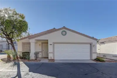 5086 Mascaro Drive Las Vegas, NV 89122
