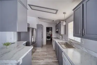 1171 West Greta Boulevard Kitchen