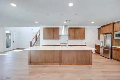 9228 Simon Street, Las Vegas, NV 89166 Kitchen