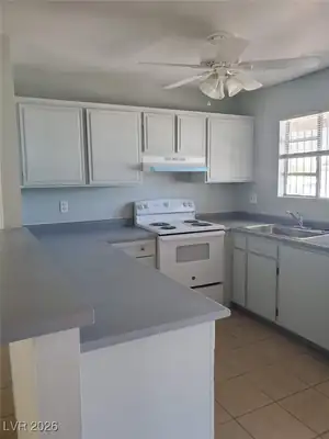 5390 Swenson Street 27 Kitchen