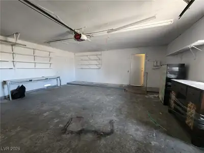 1823 Niblick Circle, Las Vegas, NV 89142 Garage