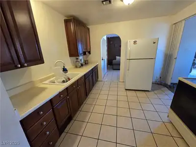 1909 Leona Street, Las Vegas, NV 89106 Kitchen