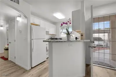 4428 West Lake Mead Boulevard 102 Kitchen