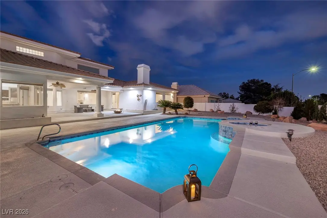 7421 Silver Palm Avenue, Las Vegas, NV 89117