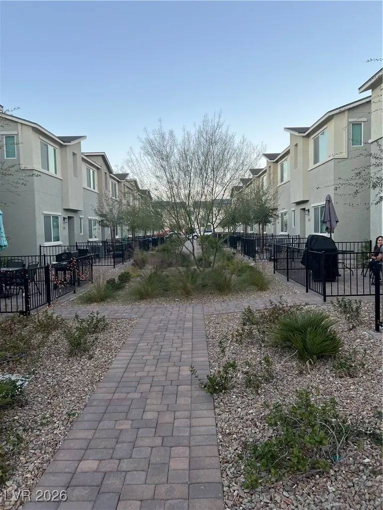 2971 Fire Cracker Red Street, Las Vegas, NV 89122