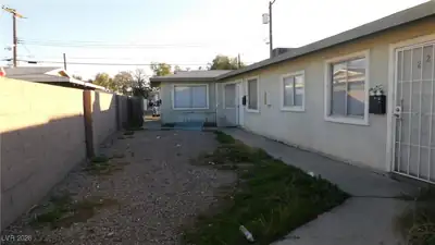 2612 East Mesquite Avenue Las Vegas, NV 89101