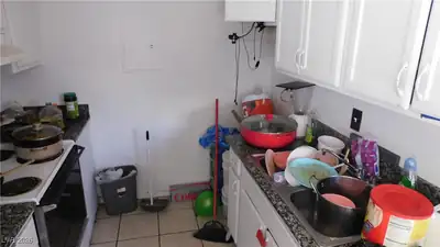 2612 East Mesquite Avenue Kitchen