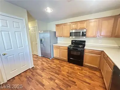 11075 Alora Street, Las Vegas, NV 89141 Kitchen