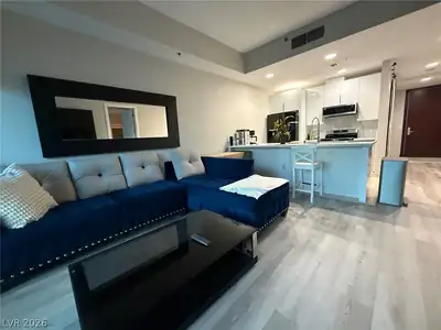 4525 Dean Martin Drive 401 Living Room