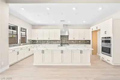 525 Stowell Avenue, Las Vegas, NV 89138 Kitchen