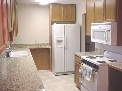 3050 South Rainbow Avenue Kitchen