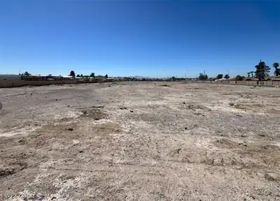 2150 Dolly Lane, Las Vegas, NV 89115 