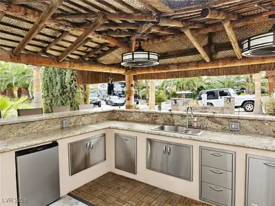 8175 Arville Street 370 Patio