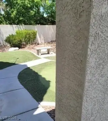 9758 Camino Capistrano Lane, Las Vegas, NV 89147 Yard