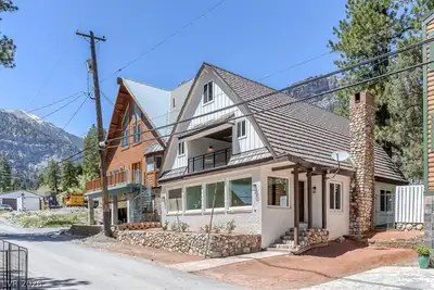 4618 Yellow Pine Avenue Mount Charleston, NV 89124