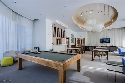 222 Karen Avenue 3804 Game Room
