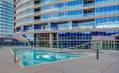 4535 Dean Martin Drive 107 Pool