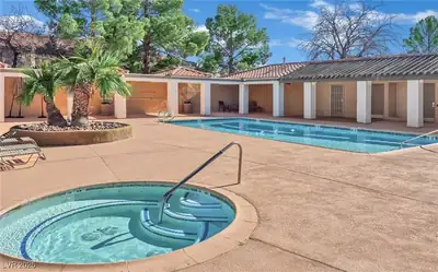 3151 Soaring Gulls Drive 2092 Pool