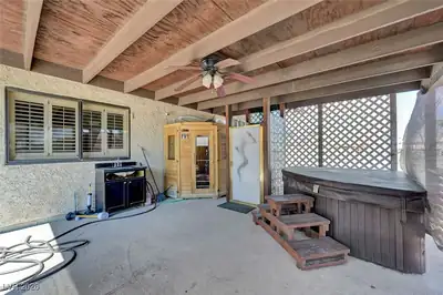 6975 Obannon Drive, Las Vegas, NV 89117 Patio