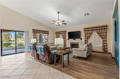 1418 Palm Drive, Laughlin, NV 89029 Living Room