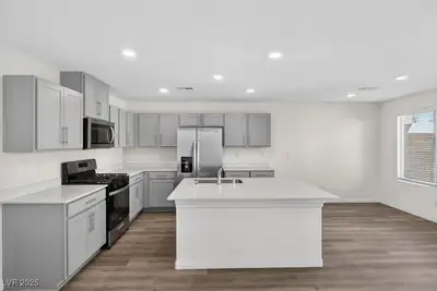 798 Calm Crystal Court, North Las Vegas, NV 89081 Kitchen