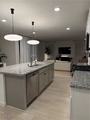 1125 Chestnut Sparrow Avenue, North Las Vegas, NV 89084 Kitchen