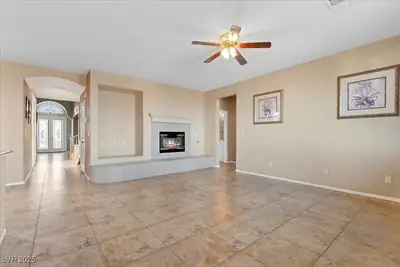 2921 Reatini Court, Henderson, NV 89052 Living Room
